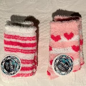 Womens High Quality Fuzzy Socks - NWT